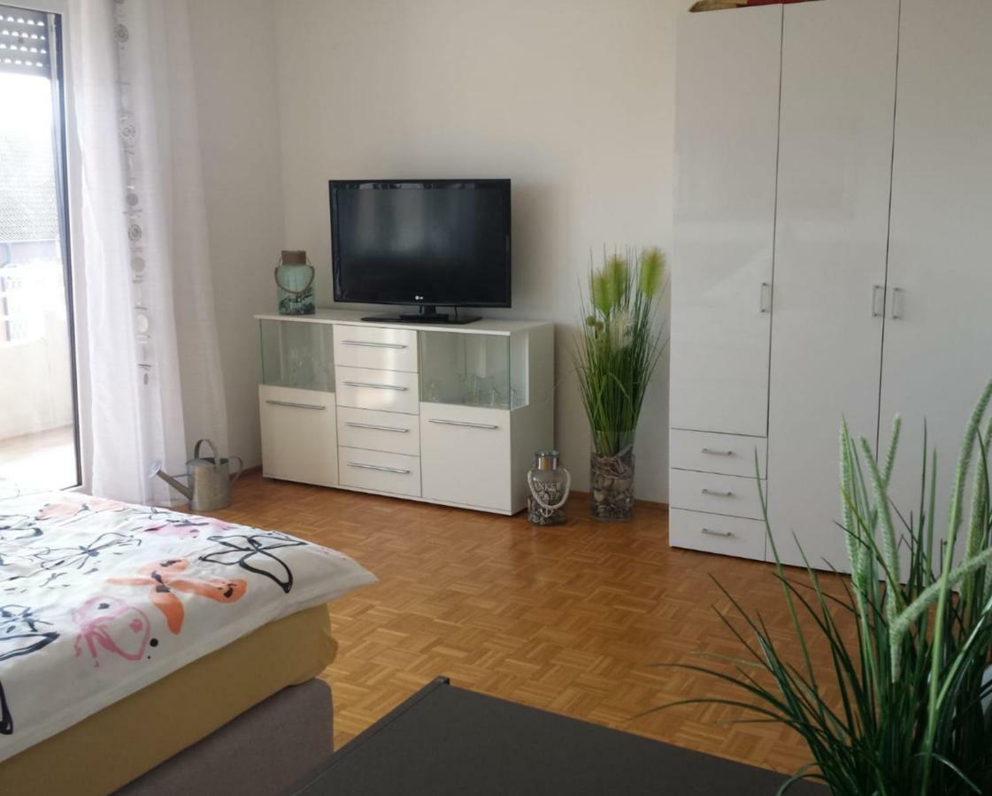 Ferienwohnung Seaview Meersburg Bagian luar foto